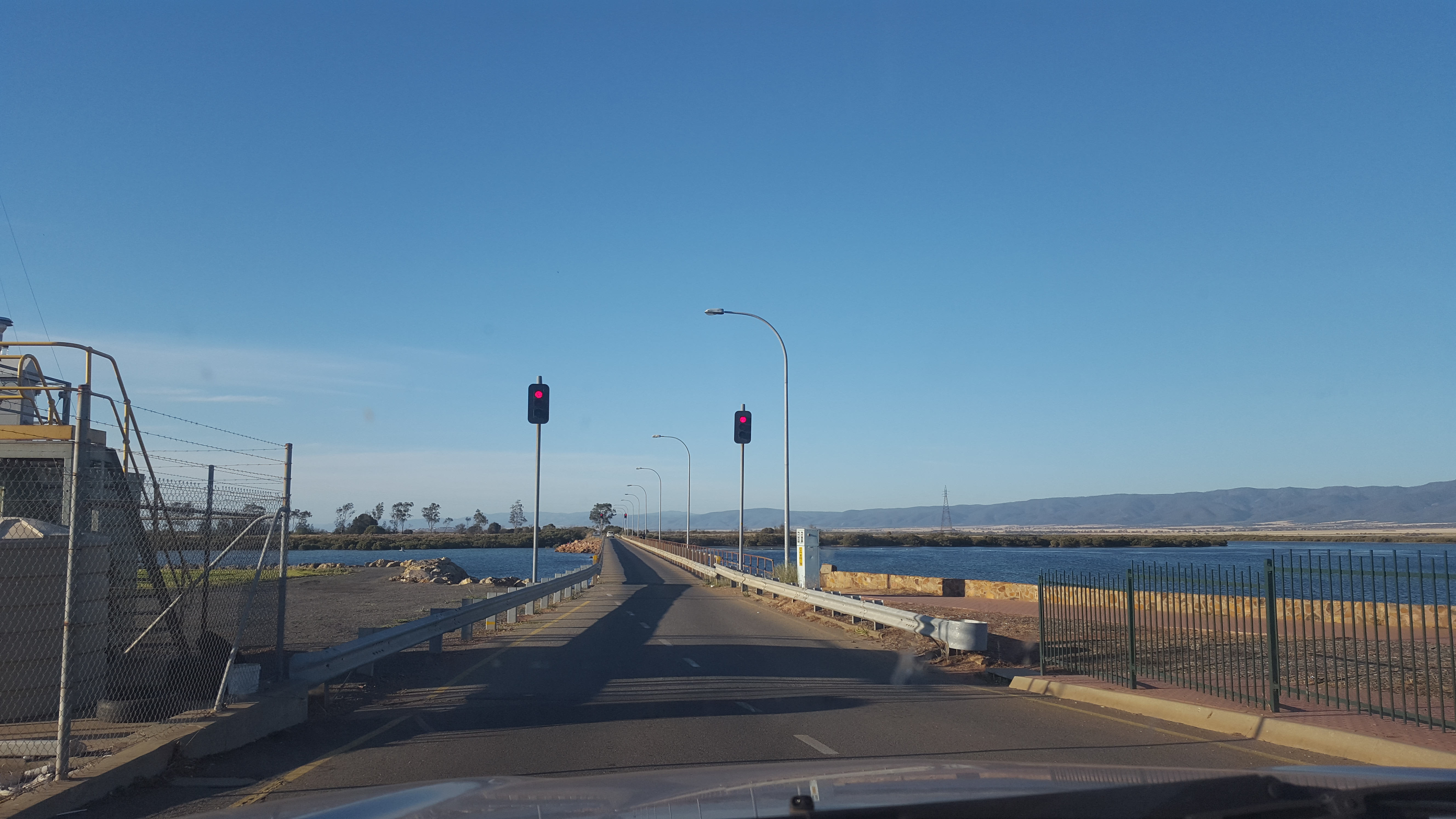 uma phone 6oct 058.jpg